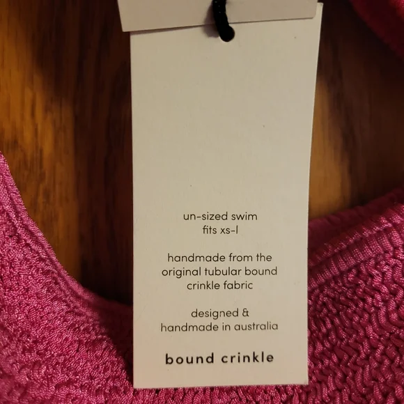 NWT bond-eye Australia Fuchsia Rico Bound Crinkle One Piece Swimsuit Un-Sized - Picture 5 of 7